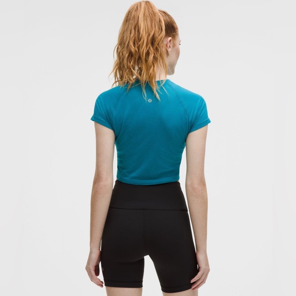 Lululemon Swiftly Tech Cropped Short-Sleeve Shirt 2.0
Size 4, 8, 14 - Picture 2 of 4